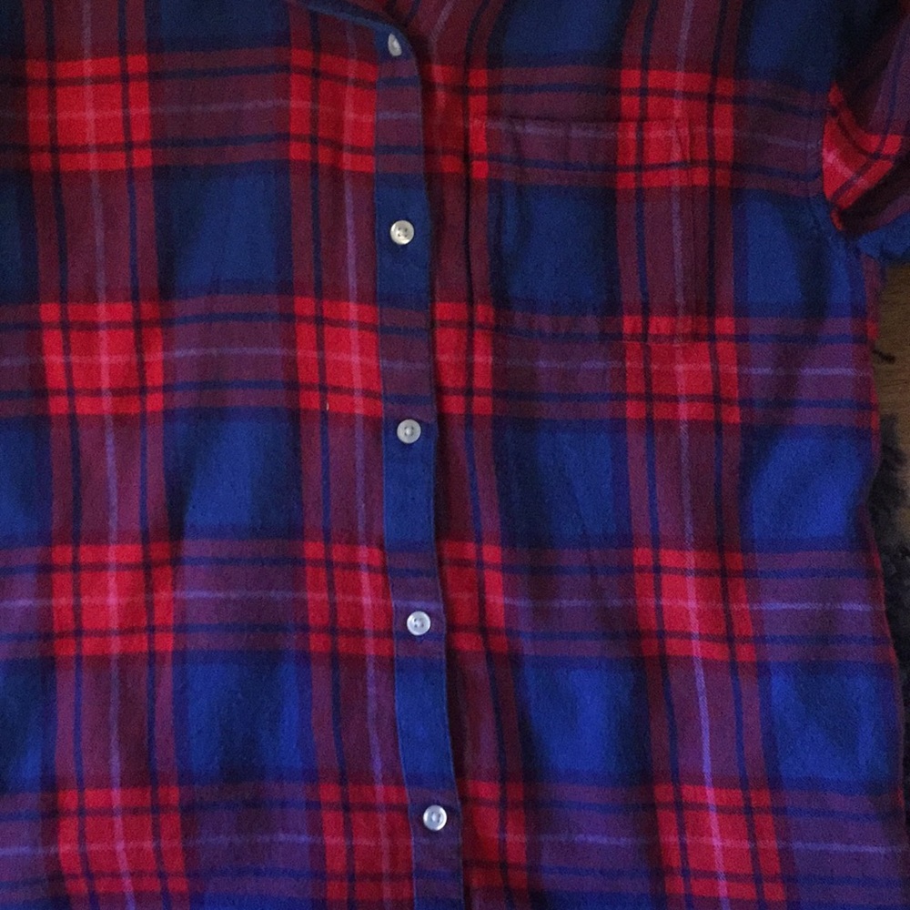 A red and blue flannel! - Picture 3 of 5